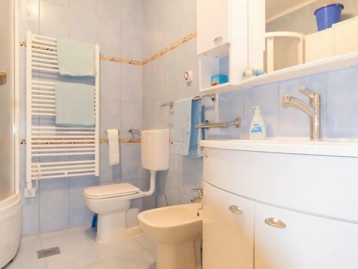 Apartment In Njivice/Insel Krk 13303 니바이스